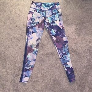 Kids flower print athletic leggings